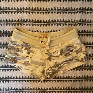 Old Navy Yellow Camo Shorts - Size 4